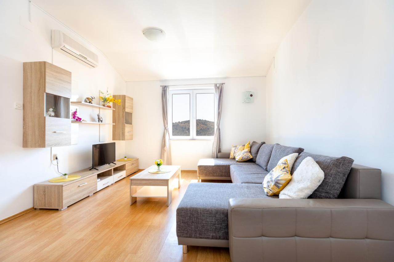 Apartments Villa Maja ロゴズニッツァ エクステリア 写真