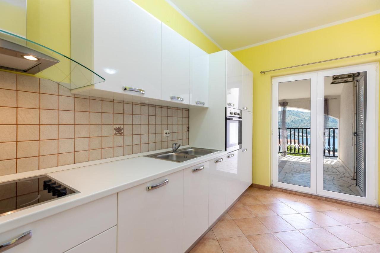 Apartments Villa Maja ロゴズニッツァ エクステリア 写真