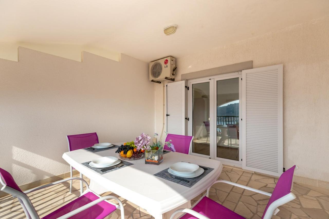 Apartments Villa Maja ロゴズニッツァ エクステリア 写真