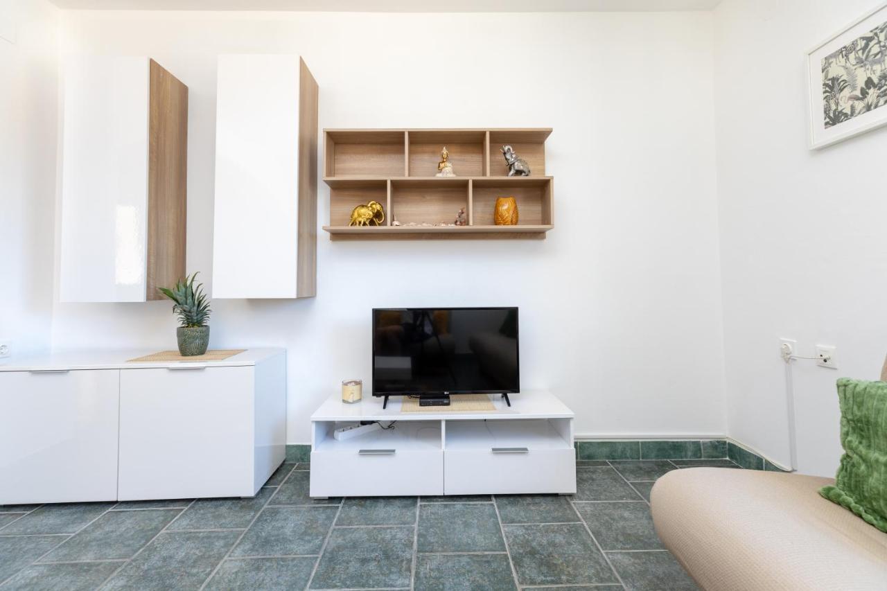 Apartments Villa Maja ロゴズニッツァ エクステリア 写真