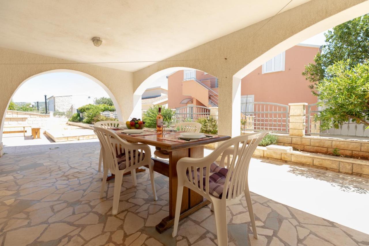 Apartments Villa Maja ロゴズニッツァ エクステリア 写真