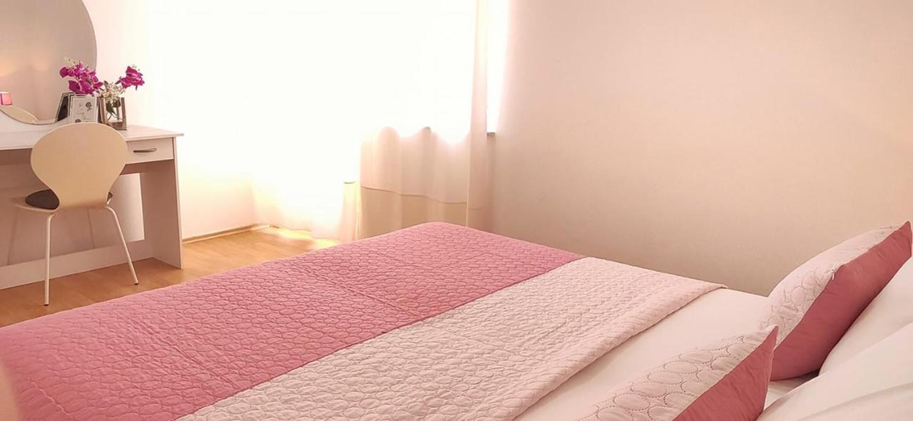 Apartments Villa Maja ロゴズニッツァ エクステリア 写真