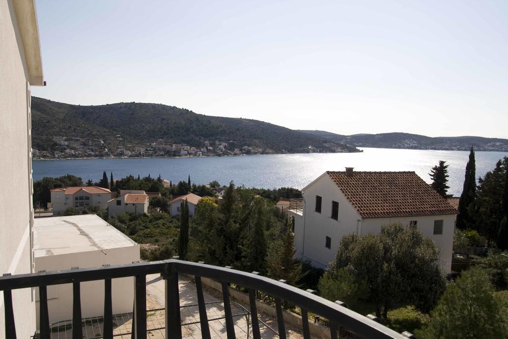Apartments Villa Maja ロゴズニッツァ エクステリア 写真
